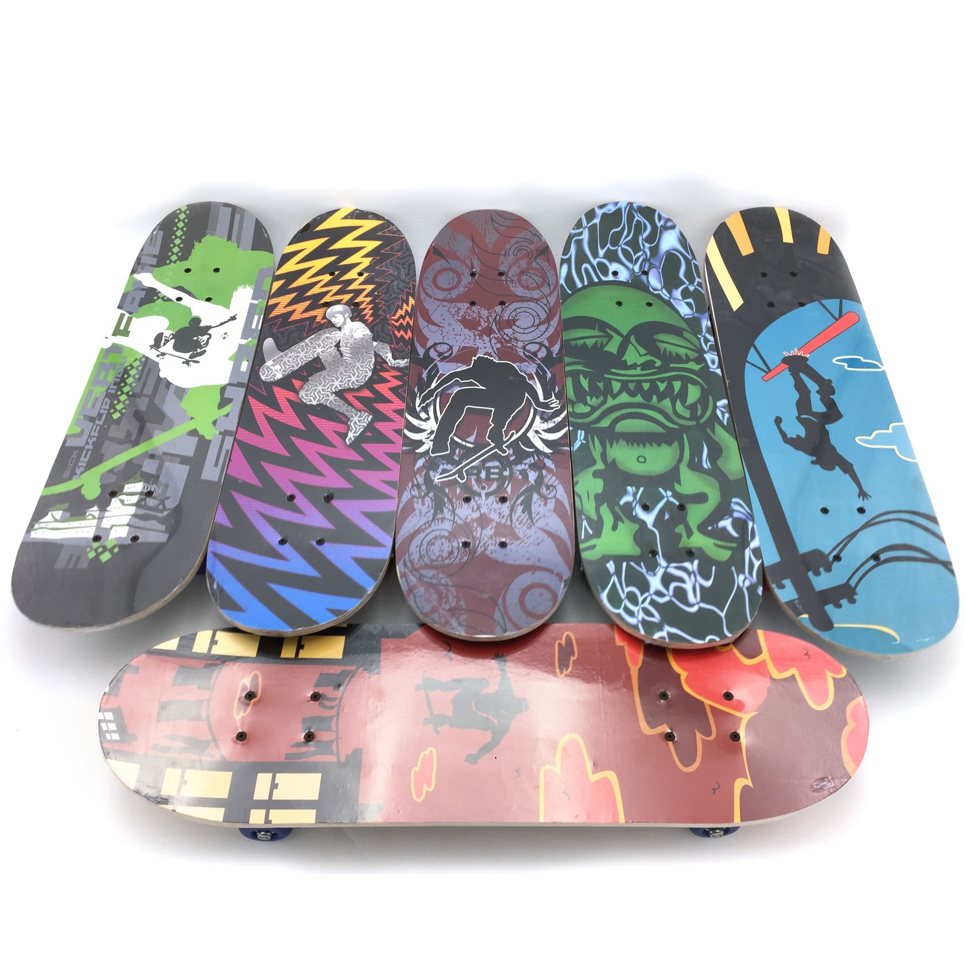 Pepeganga S.A.. Skate de madera grande, varios diseños