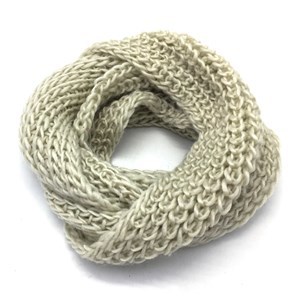 Imagen de Bufanda cuello cerrada, para adultos, tejida varios colores