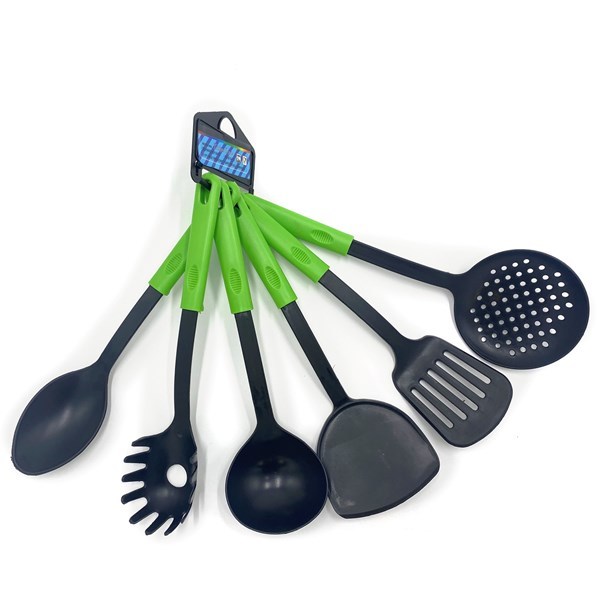 Imagen de Cucharones de cocina de plástico x6, varios colores