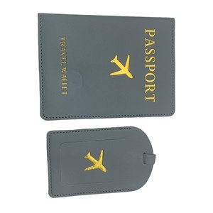 Imagen de Funda protectora para pasaporte en PU con etiqueta para valija, varios colores, en bolsa