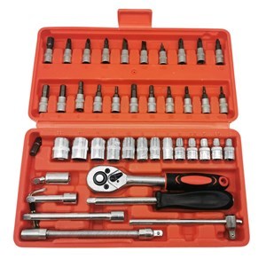 Imagen de Herramientas destornillador y llave cricket con dados y puntas, 44 piezas, en caja de plástico