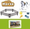Imagen de Animal de granja, caballo con accesorios, en caja
