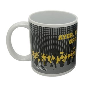 Imagen de Taza de loza 300ml, fútbol dos colores