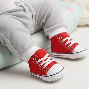 Imagen de Zapatos para bebé en bolsa, varios colores
